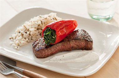 Biff med spinatfylt paprika 1.jpg
