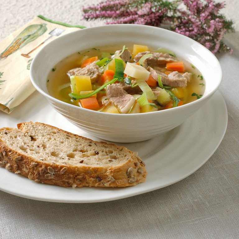 Hverdagssuppe med koteletter