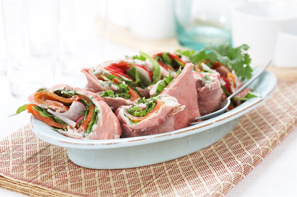 Roastbiff- og paprikarulade