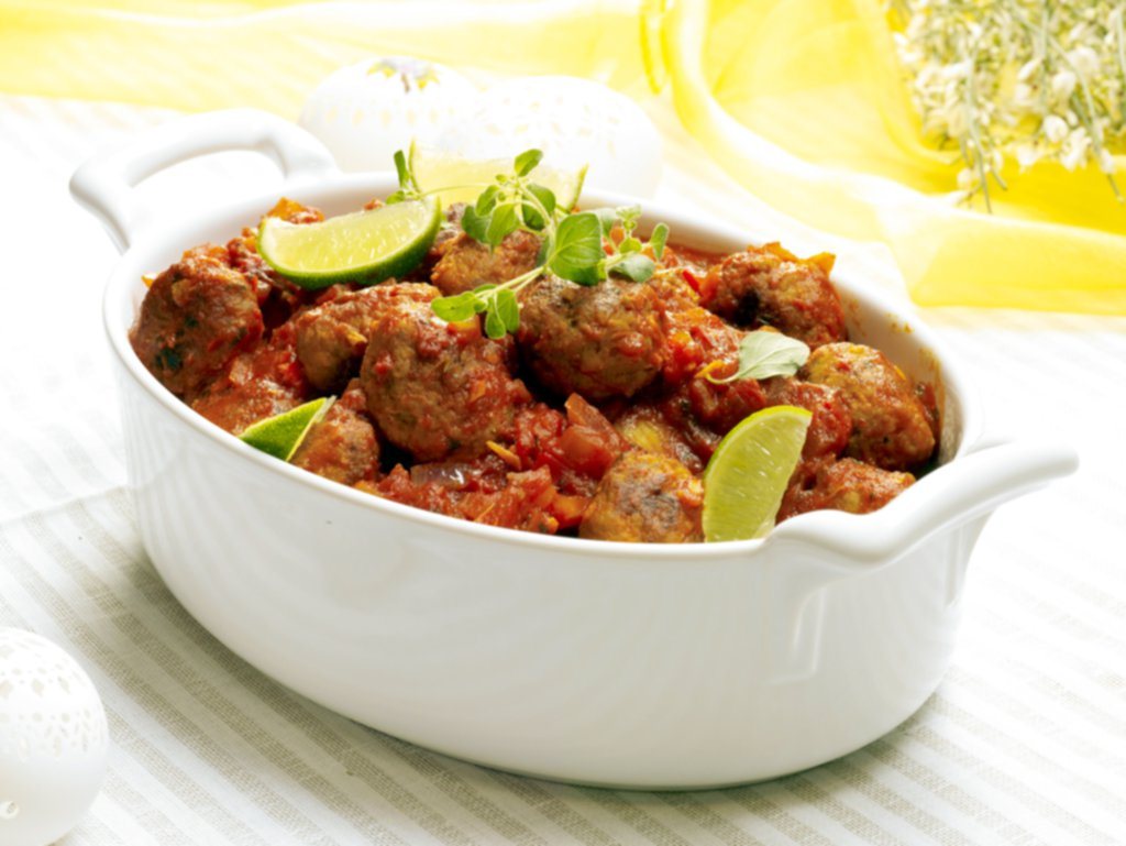Krydrede kjøttboller i tomatsaus