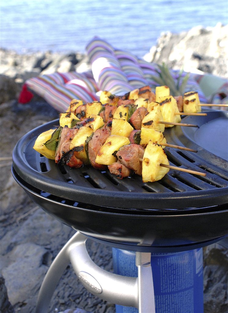 Grillspyd med nakkekotelett og ananas