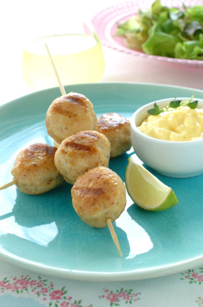 Kyllingboller med aïoli-dipp