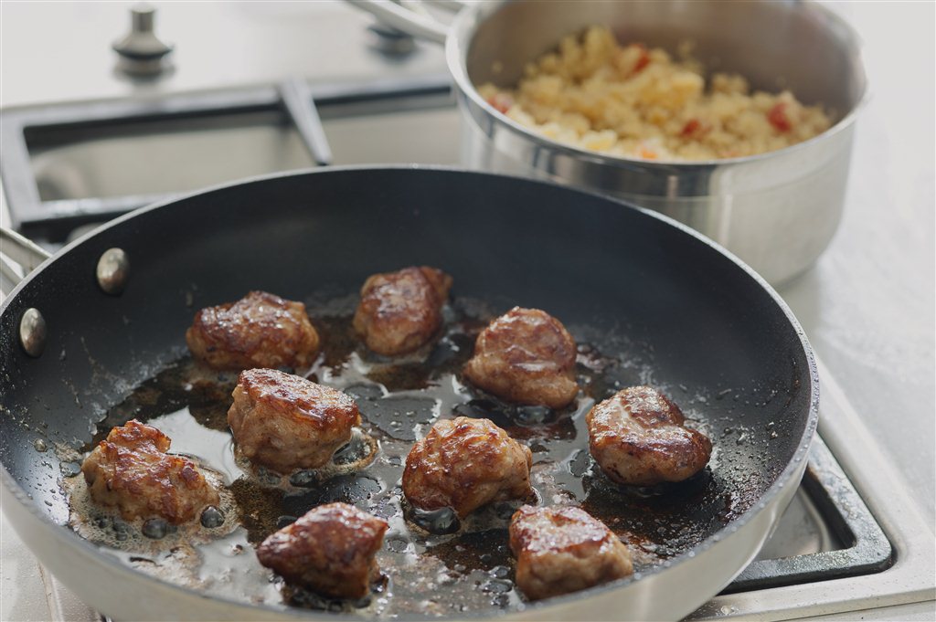 Honningstekte medisterboller med couscous 4