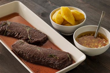 Gravet reinsdyrfilet med mandelpoteter 4