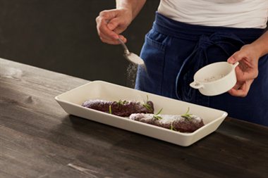 Gravet reinsdyrfilet med mandelpoteter 3c