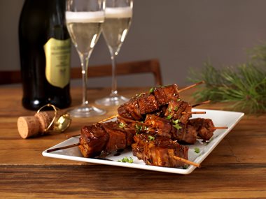 Glasert ribbe på spyd