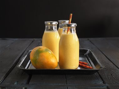 Mango lassi