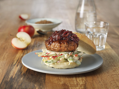 BURGER MED GLASERT RØDLØK