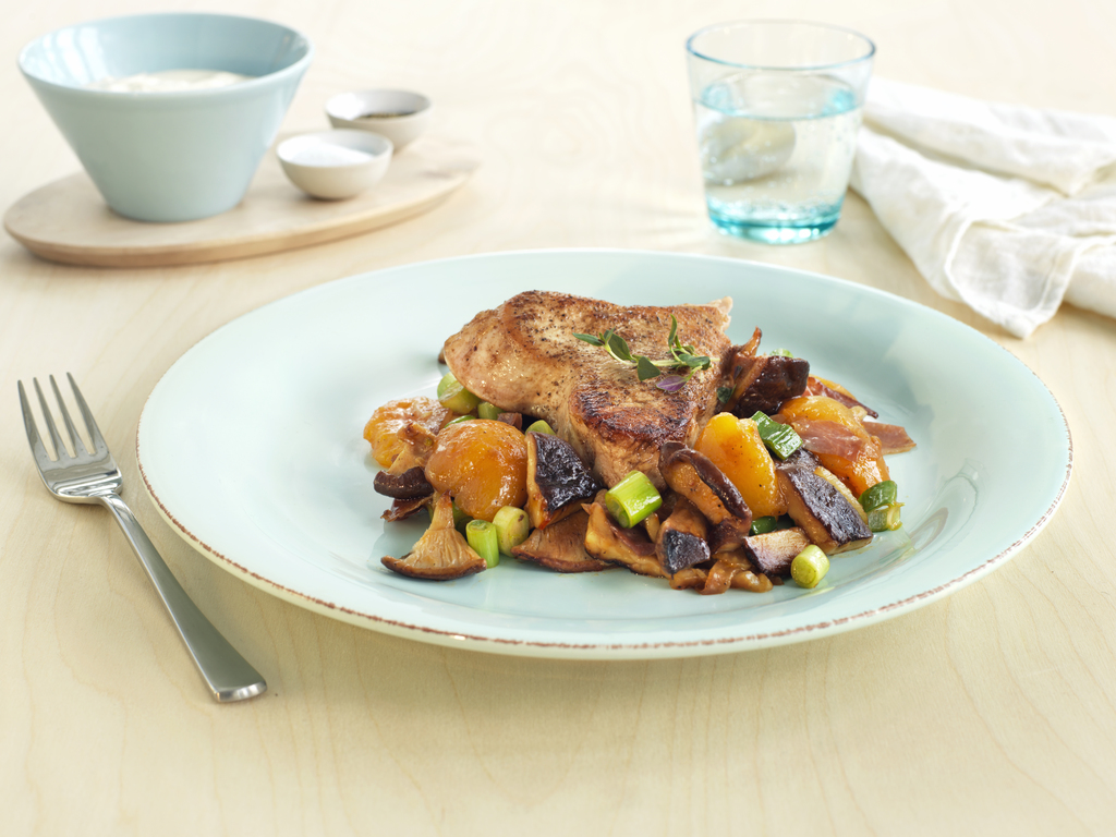 KALKUNBIFF MED PORTOBELLOSOPP OG APRIKOS