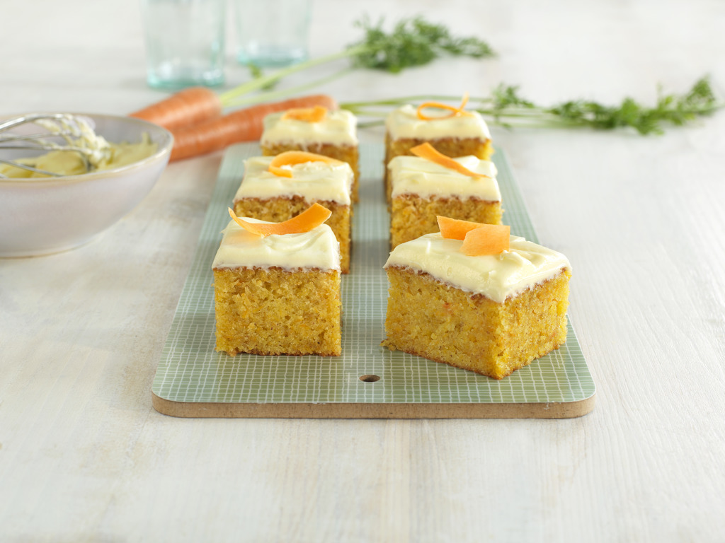 Gulrotkake med ostekrem