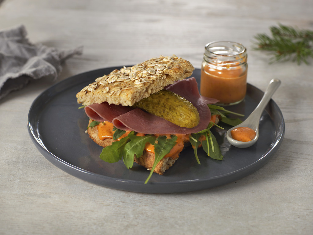 Havrescones med okserull