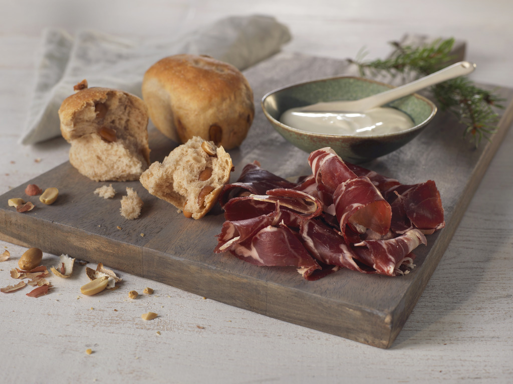 Peanøttbrød med fenalår