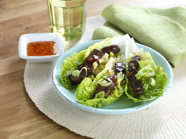 Salatwrap med biffstrimler