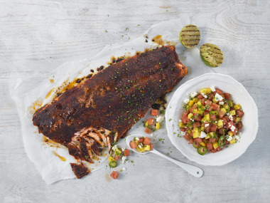 Grillet laks med vannmelonsalsa