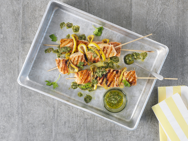 Grillspyd med laks og sitron