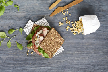 Sandwich med skinke og cottage cheese                             