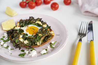 Tyrkisk pizza med egg                               