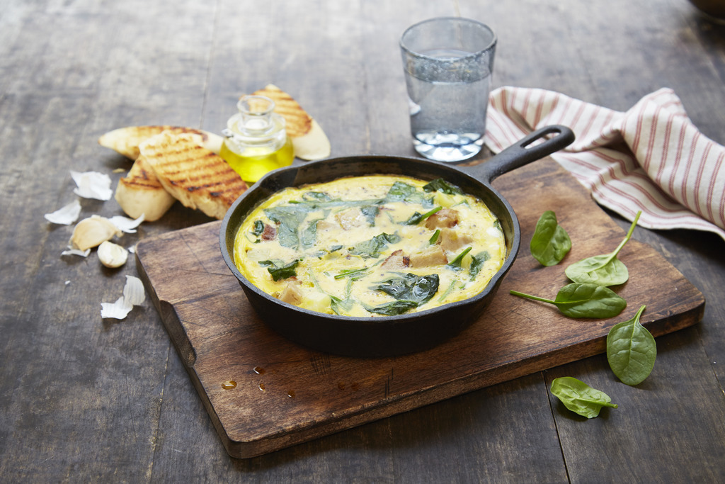 Frittata med medisterkaker og potet