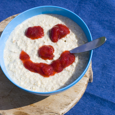 Havregrøt med syltetøy