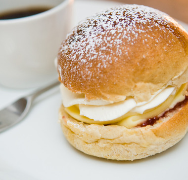 Fastelavnsboller med krem