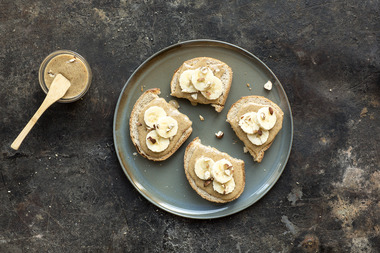 Hasselnøttsmør og banan