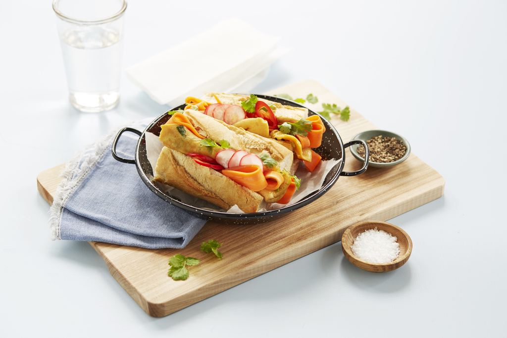 Bánh Mì med omelett