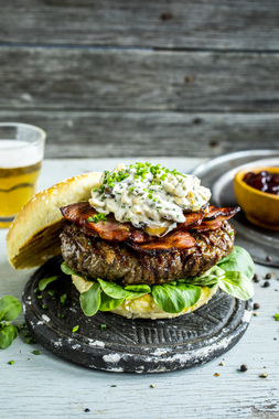 Burger med soppstuing