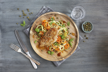 Kyllingfilet med grønn nudelsalat