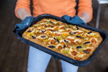 Glutenfri focaccia med tomater alternativt bilde