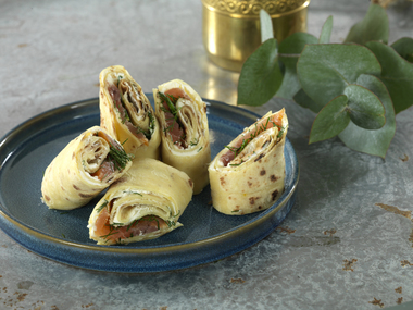 Lefseruller med røkelaks