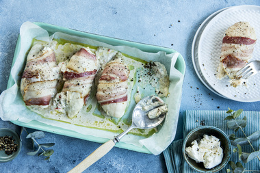 Kyllingfilet med snøfrisk og bacon