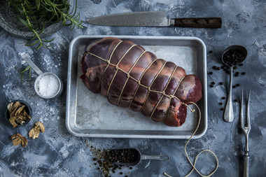 Surret reinsdyrstek råvarebilde