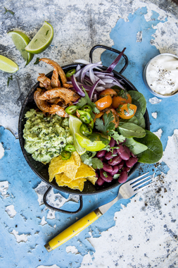 Tacosalat med kylling - høydebilde