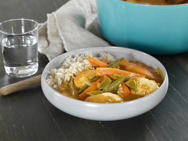 Asiatisk gryte med fiskeboller