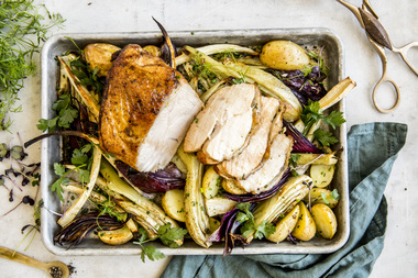 Kalkunfilet med ovnsbakte grønnsaker
