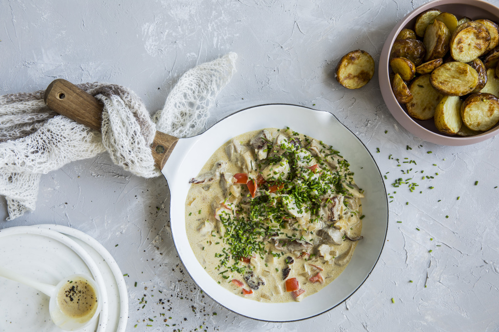 Hverdagsgryte med strimlet svinekjøtt