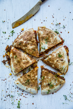 QUESADILLA MED KJØTTDEIG OG MAIS