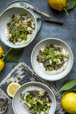 Stekt perlegryn med reinsdyrskav - høydebilde