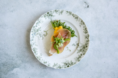 Snitter med eggerøre og spekeskinke