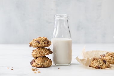 Frokostkjeks med tranebær og mandler
