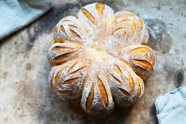 Surdeigsbrød til Halloween