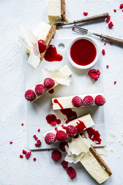 Ostekake med pepperkakebunn