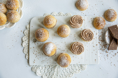 Miniboller med sjokoladekrem til mor