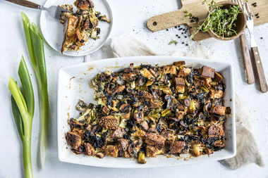 Brødpudding med vårløk