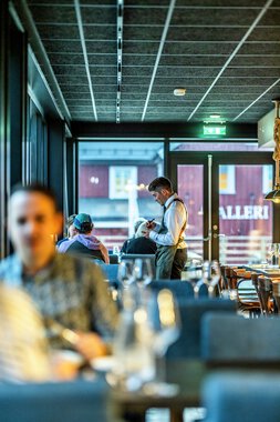 Henningsvær Bryggehotell