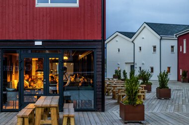 Henningsvær Bryggehotell