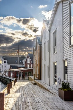 Henningsvær Bryggehotell