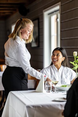 Finnøy Bryggehotell by Classic Norway