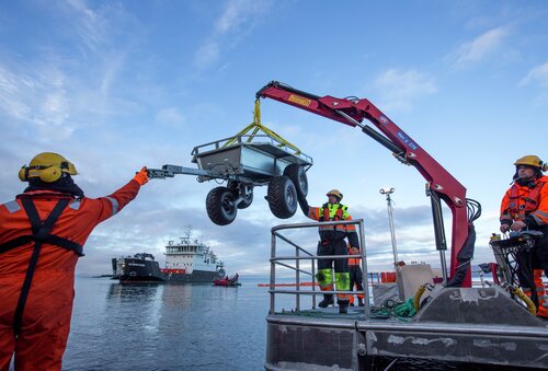 Øvelse Svalbard er den mest omfattende oljevernberedskapsøvelsen som noen gang er gjennomført på Svalbard.