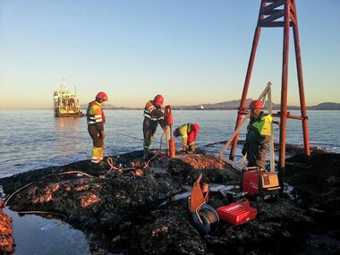 Braken - boring for montering av jernstenger - nov 14